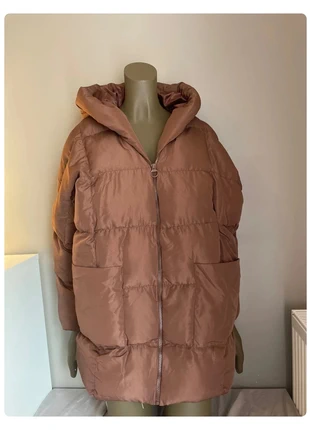 doudoune neuve à capuche marron taille M/L, staat: Nieuw zonder prijskaartje, maat: M / 38 / 10, € 28,00, € 30,10 inclusief Kopersbescherming