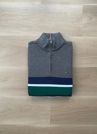 Pull Tommy Hilfiger homme half zip 1/4 zip col camionneur taille XL, marke: Tommy Hilfiger, zustand: Sehr gut, größe: XL, 22,00 €, 23,80 € beinhaltet Vinted-Käuferschutz Pro