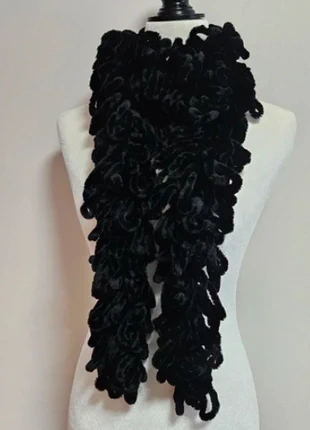 Monisima bufanda estilo boa de terciopelo en negro NUEVA, marque: Local, état: Neuf sans étiquette, 12,00 €, 13,30 € Protection acheteurs incluse