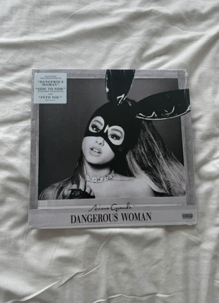 Ariana Grande – Dangerous Woman 2LP – Black & Purple Swirl – sealed– Limited Edition – pre-order, condizioni: Nuovo con cartellino, €86.00, €91.00 include la Protezione acquisti