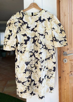 Jolie robe coupe droite à fleurs - H&M - taille 44, marque: H&M, état: Neuf avec étiquette, taille: XXL / 44 / 16, 7,00 €, 8,05 € Protection acheteurs incluse