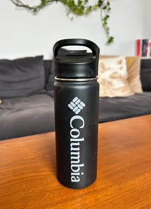 Gourde isotherme Columbia noire, marque: Columbia, état: Bon état, 5,00 €, 5,95 € Protection acheteurs incluse