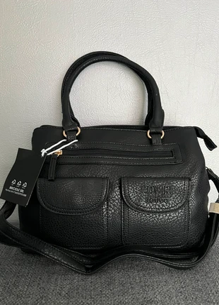 Sac à main avec bandoulière réglable « Liana » Noir, état: Neuf avec étiquette, 10,00 €, 11,20 € Protection acheteurs (Pro) incluse