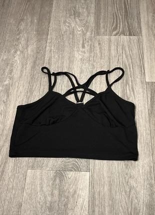 Crop top / Top court noir, brand: Romwe, condizioni: Ottime, taglia: M / IT 42 / EU 38, €4.00, €4.90 include la Protezione acquisti