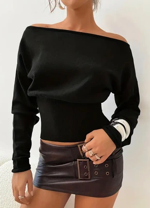 Pull noir épaules dénudées taille 38, brand: Boutique indépendante, condition: New without tags, size: M / 38 / 10, €19.90, €21.60 includes Buyer Protection