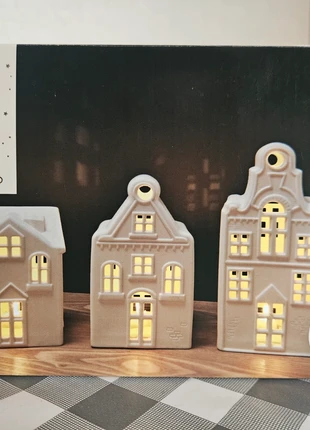 3 Maisons Led, marque: Nordic Love, état: Neuf avec étiquette, 20,00 €, 21,70 € Protection acheteurs incluse