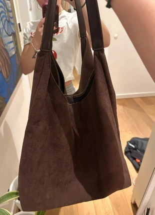 Brown suede hobo bag-Y2K marrone shoulder bag-Winter uni bag, brand: Vintage Dressing, condizioni: Nuovo senza cartellino, €20.00, €21.70 include la Protezione acquisti