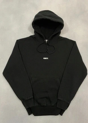 Sweat Obey Noir coupe large Loose fit Hoodie Taille S #1024, marke: Obey, zustand: Sehr gut, größe: S, 49,00 €, 52,15 € inklusive Vinted-Käuferschutz