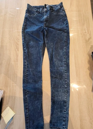 Jean skinny A39, marque: H&M, état: Neuf sans étiquette, taille: L / 40 / 12, 5,00 €, 5,95 € Protection acheteurs incluse