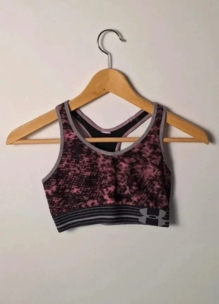 Brassière under armour rose et noire Taille S, brand: Under Armour, condition: Very good, size: S, €8.00, €9.10 includes Buyer Protection Pro