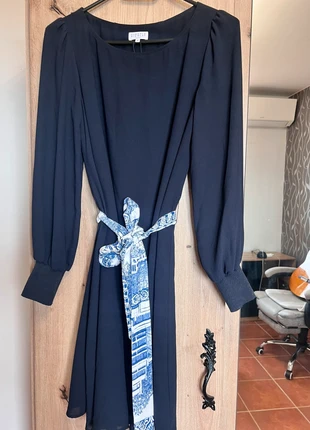 Robe marine Claudie Pierlot ceinture imprimée T34, marque: Claudie Pierlot, état: Neuf sans étiquette, taille: XS / 34 / 6, 48,00 €, 51,10 € Protection acheteurs incluse