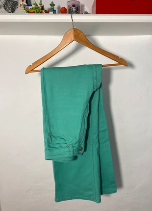 Pantalón vaquero Divided - wideleg y tiro alto. Talla 36 S / 36 / 8 - H&M, marca: H&M, estado: Muy bueno, tamaño: S / 36 / 8, 7,00 €, 8,05 € Protección al comprador incluida