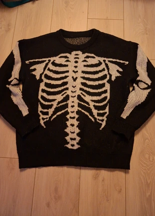pull squelette, brand: je sais pas, condizioni: Ottime, taglia: M, €5.00, €5.95 include la Protezione acquisti