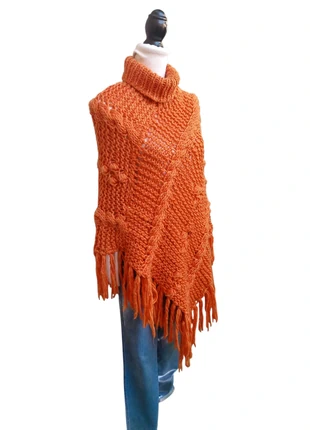 Poncho Vintage Orange – Grosse Maille – Taille Unique – Très Bon État, marque: Vintage Dressing, état: Très bon état, taille: Taille unique, 20,00 €, 21,70 € Protection acheteurs incluse