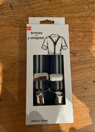 races y-shapes, merk: Hema, staat: Nieuw zonder prijskaartje, € 15,00, € 16,45 inclusief Kopersbescherming