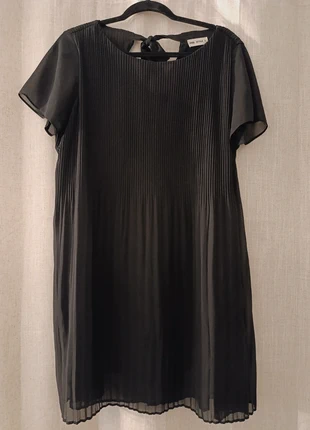 Robe trapèze noire plissée S, brand: MOD STYLE, condition: Very good, size: S / 36 / 8, €8.00, €9.10 includes Buyer Protection