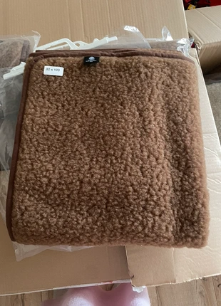 Bruin plaid merino wool, marque: Merino, état: Neuf sans étiquette, 49,00 €, 52,15 € Protection acheteurs incluse