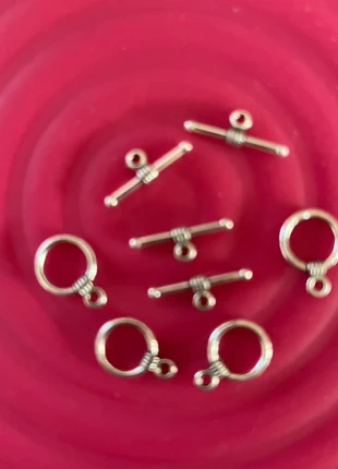 4 fermoirs toggle en argent tibétain, marque: Mark & Co, état: Neuf avec étiquette, 3,00 €, 3,85 € Protection acheteurs incluse