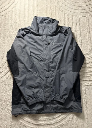 Veste Columbia imperméable bicolore gris et noir | Taille M | Légère et coupe-vent, brand: Columbia, condition: Good, size: M, €15.00, €16.45 includes Buyer Protection