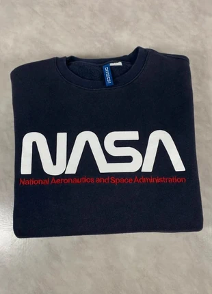 Sweat NASA Divided H&M bleu marine – logo officiel + drapeau USA – taille XS oversize Code 284, marque: H&M, état: Très bon état, taille: XS, 18,00 €, 19,60 € Protection acheteurs (Pro) incluse