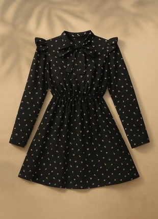Magnifique robe noire à imprimé floral, brand: sans marque, condizioni: Ottime, taglia: M / IT 42 / EU 38, €25.99, €27.99 include la Protezione acquisti