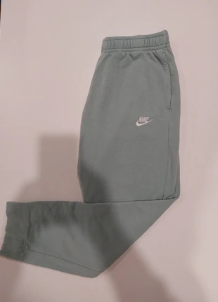 Jogging Nike Bleu-Vert – Taille M (Étiquette M, Taille Grand) Très Bon État, marque: Nike, état: Très bon état, taille: M, 23,00 €, 24,85 € Protection acheteurs incluse