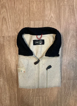 Polaire Fila vintage | Taille L homme | Jacket beige full zip, brand: FILA, condition: Very good, size: L, €12.00, €13.30 includes Buyer Protection