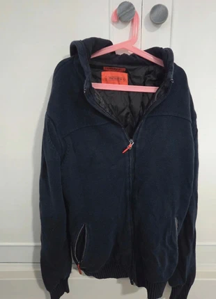 Gilet épais hiver Bonobo, marque: Bonobo, état: Bon état, taille: M, 5,00 €, 5,95 € Protection acheteurs incluse