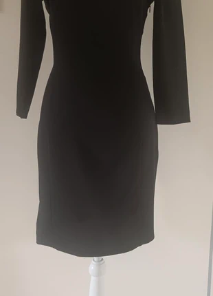 Robe Noire Chic & Indémodable – Dos Décolleté Élégant _ taille M, marca: GUESS, estado: Muy bueno, tamaño: M / 38 / 10, 33,00 €, 35,35 € Protección al comprador incluida