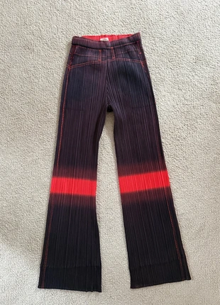 pantalon Pleats Please vintage, merk: Pleats Please Issey Miyake, staat: Heel goed, maat: S / 36 / 8, € 300,00, € 315,70 inclusief Kopersbescherming