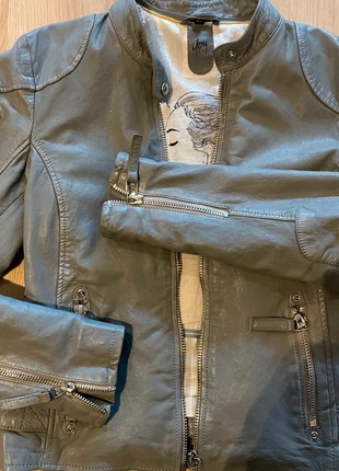 Leren damesjas in maat XS in perfecte staat, marque: Gipsy, état: Neuf sans étiquette, taille: XS / 34 / 6, 65,00 €, 68,95 € Protection acheteurs incluse