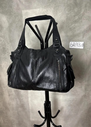 👜 Sac noir cuire Femme Élégant, Chic & Intemporel, marca: Vintage Dressing, estado: Muy bueno, 29,99 €, 32,19 € Protección al comprador incluida