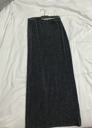 Falda larga brillo, marque: Pull & Bear, état: Très bon état, taille: S / 36 / 8, 8,00 €, 9,10 € Protection acheteurs incluse