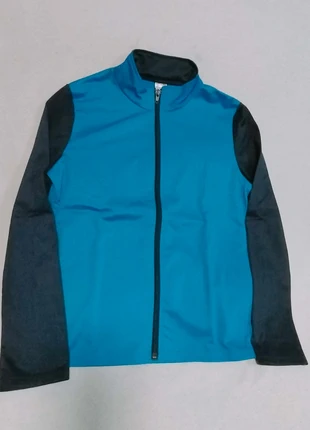 Chaqueta infantil azul, marca: Decathlon, estado: Muy bueno, tamaño: 12 años / 152 cm, 5,00 €, 5,25 € Protección al comprador incluida