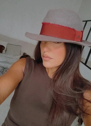 Chapeau Zadig & Voltaire gris en laine – neuf avec étiquette, marke: Zadig & Voltaire, zustand: Neu, mit Etikett, größe: M, 42,00 €, 44,80 € inklusive Vinted-Käuferschutz