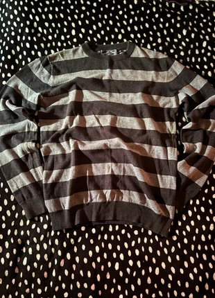 Y2K lightweight striped knit streetwear style jumper, brand: y2k, condition: Very good, size: M / UK 12-14, £20.00, £21.70 includes Buyer Protection