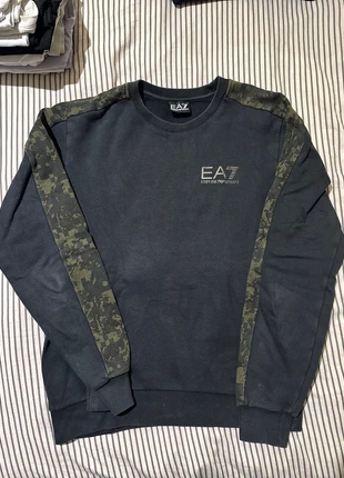 Sweat Armani, marque: Armani, état: Bon état, taille: S, 8,00 €, 9,10 € Protection acheteurs incluse