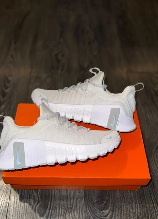 Nike Free Metcon 6 Photon Dust - UK 5.5 (FJ7126-007), brand: Nike, condition: New with tags, size: 5.5, £64.99, £68.94 includes Buyer Protection