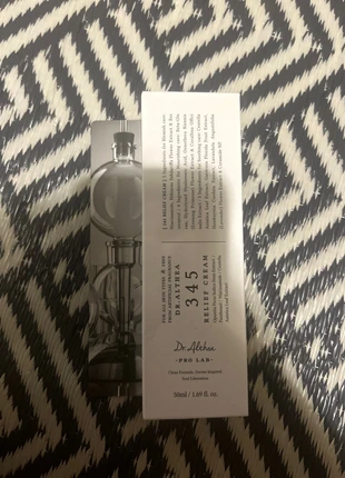 crème Dr.althea 345 relief cream, brand: Dr.Althea, condizioni: Nuovo con cartellino, €30.00, €32.20 include la Protezione acquisti