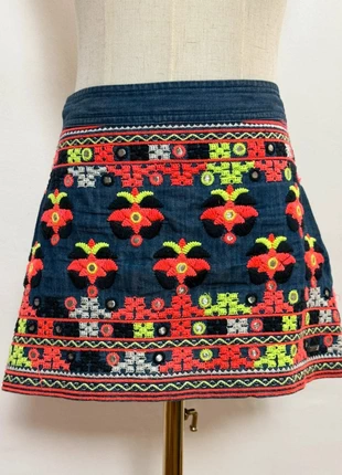 Mini-jupe brodée ethnique bohème – style vintage Y2K coloré, brand: Vintage Dressing, condition: Good, size: S / 36 / 8, €10.00, €11.20 includes Buyer Protection Pro