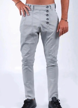 Pantalone uomo invernale cotone italiano, grigio. Nuovo con cartellino. Tg 46(M). Sku075., marque: pantalone italiano grigio, état: Neuf avec étiquette, taille: M, 9,99 €, 11,19 € Protection acheteurs incluse