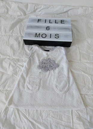 Robe fille 6 mois Influx, brand: Influx, condizioni: Ottime, taglia: 6-9 mesi / 68 cm, €4.00, €4.90 include la Protezione acquisti