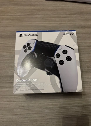 Manette edge Blanche, brand: PlayStation, condizioni: Nuovo senza cartellino, €180.00, €189.70 include la Protezione acquisti