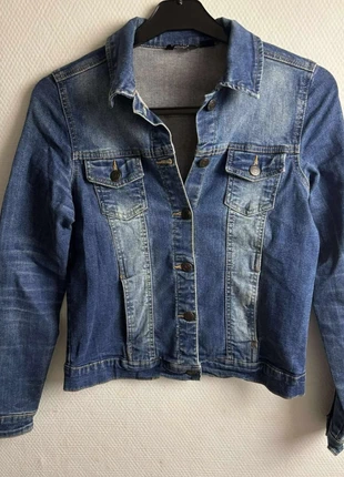 Veste en jean Esmara bleu clair effet délavé – taille 36, marque: Esmara, état: Très bon état, taille: S / 36 / 8, 4,00 €, 4,90 € Protection acheteurs incluse