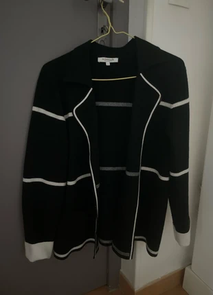 Veste noire et blanche de la marque Morgan en très bon état avec poches, merk: Morgan, staat: Heel goed, maat: S / 36 / 8, € 17,00, € 18,55 inclusief Kopersbescherming