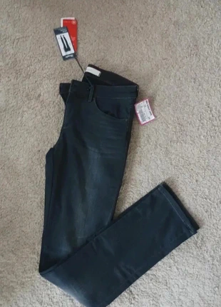 Jeans Wrangler Drew taille 36 Neuf, marca: Wrangler, estado: Novo com etiquetas, tamanho: S / 36 / 8, €25.20, €27.16 inclui Proteção do Comprador