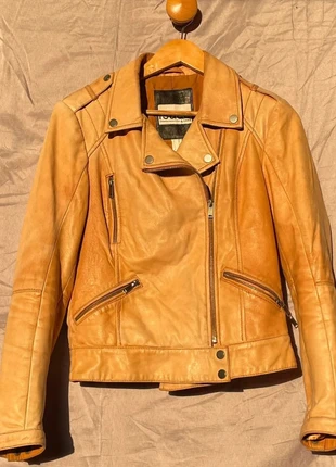 Veste en Cuir Perfecto Vintage – Leather Jacket y2k, marque: Vintage Dressing, état: Très bon état, taille: M / 38 / 10, 35,00 €, 37,45 € Protection acheteurs incluse