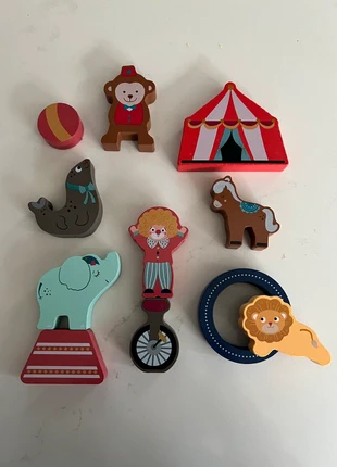 Thema circus thematafel acrobaat olifant houten figuren circustent, merk: Circus, staat: Heel goed, maat: Universeel, € 11,00, € 12,25 inclusief Kopersbescherming