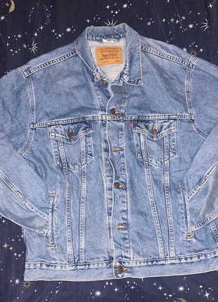 Vintage Levi's Light Wash Denim Jacket, brand: Levi's, condition: Very good, size: L / UK 16-18, £30.00, £32.20 includes Buyer Protection
