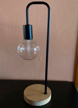 Lampe de bureau sans fil en métal noir et bois., estado: Muito bom, €15.00, €16.45 inclui Proteção do Comprador